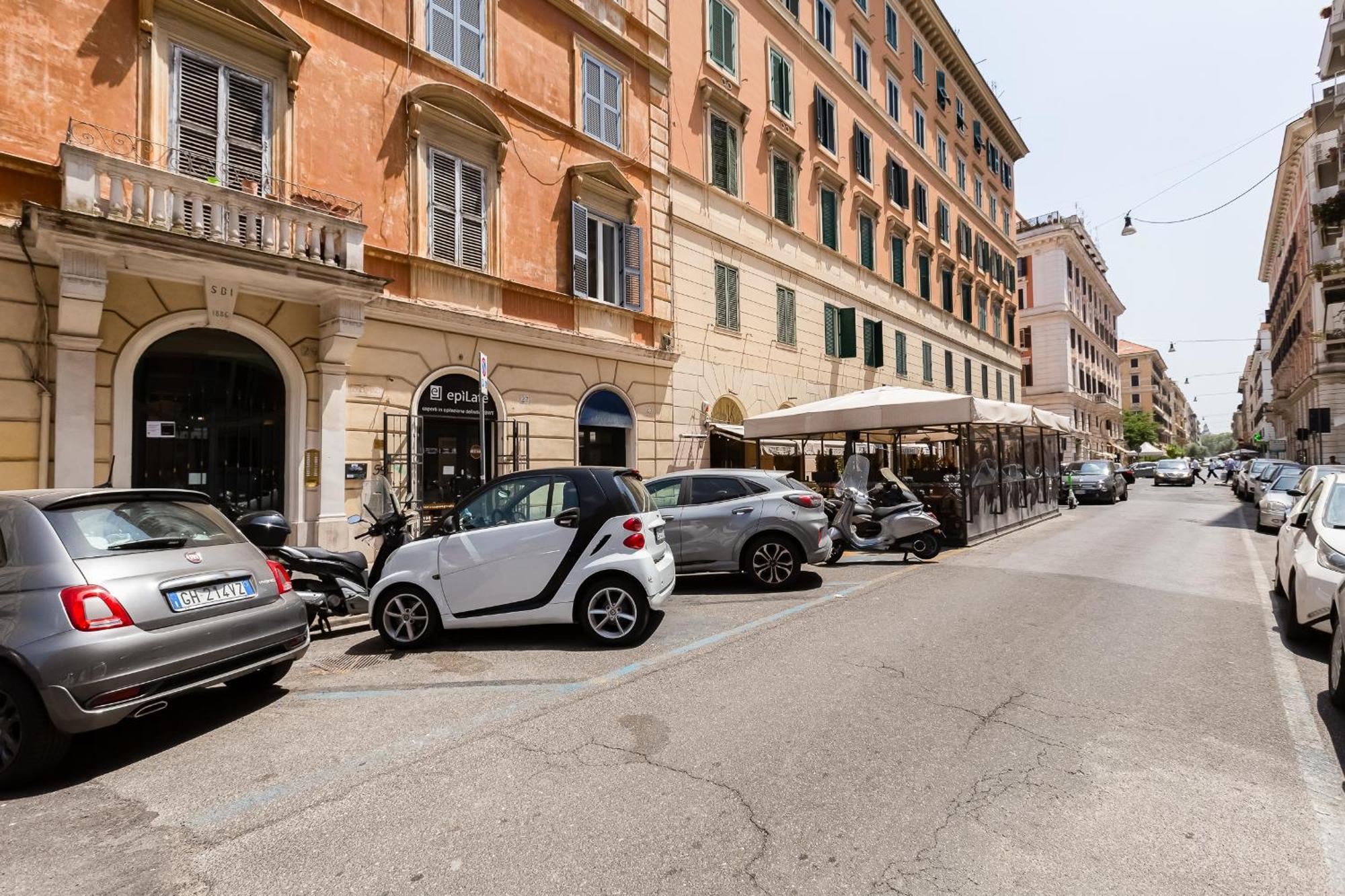 Bmga L Central Holiday House 2Bdr Near Vatican Roma Exterior foto